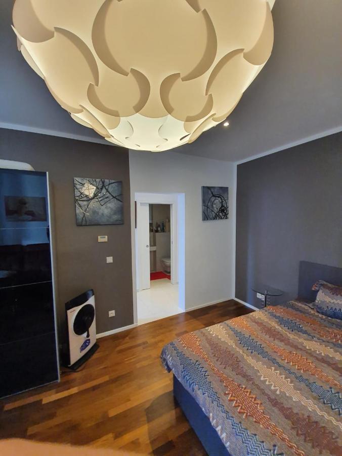 Deluxe Apartment 5P Mm A Βιέννη Εξωτερικό φωτογραφία
